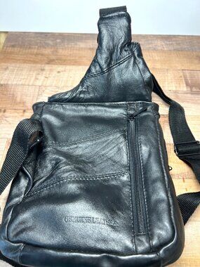 Organizer Bag By Buxton Genuine Leather Adjustable Multiple Compartments